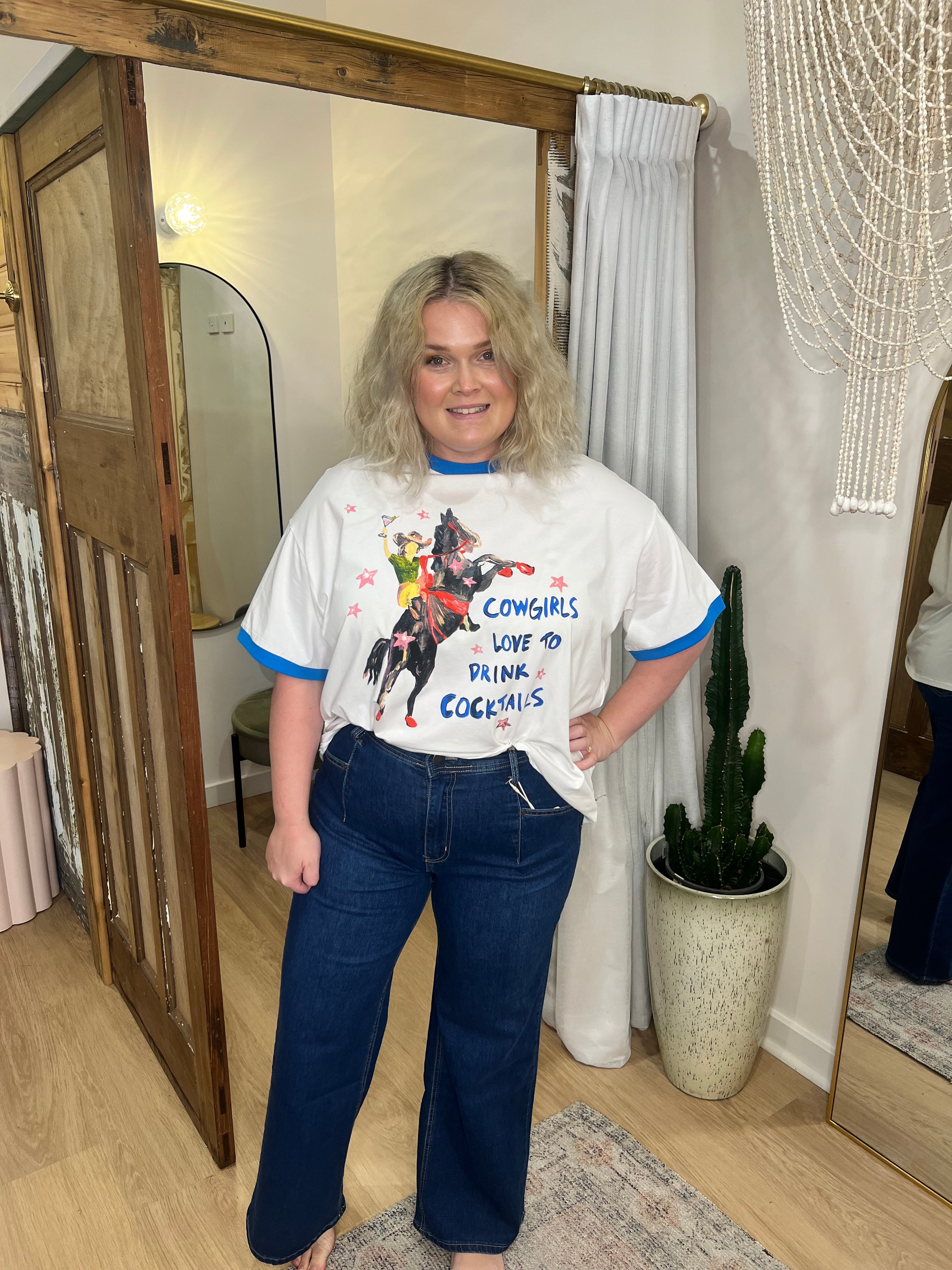 Cowgirls Love Cocktails Tee